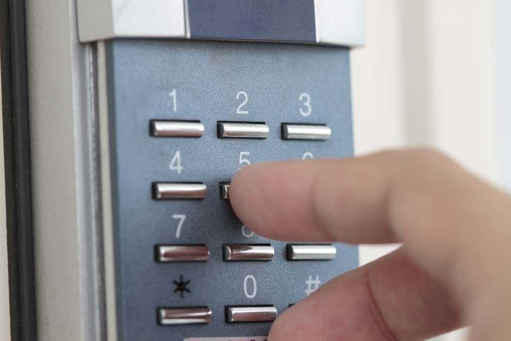 Commercial Locksmith Services 